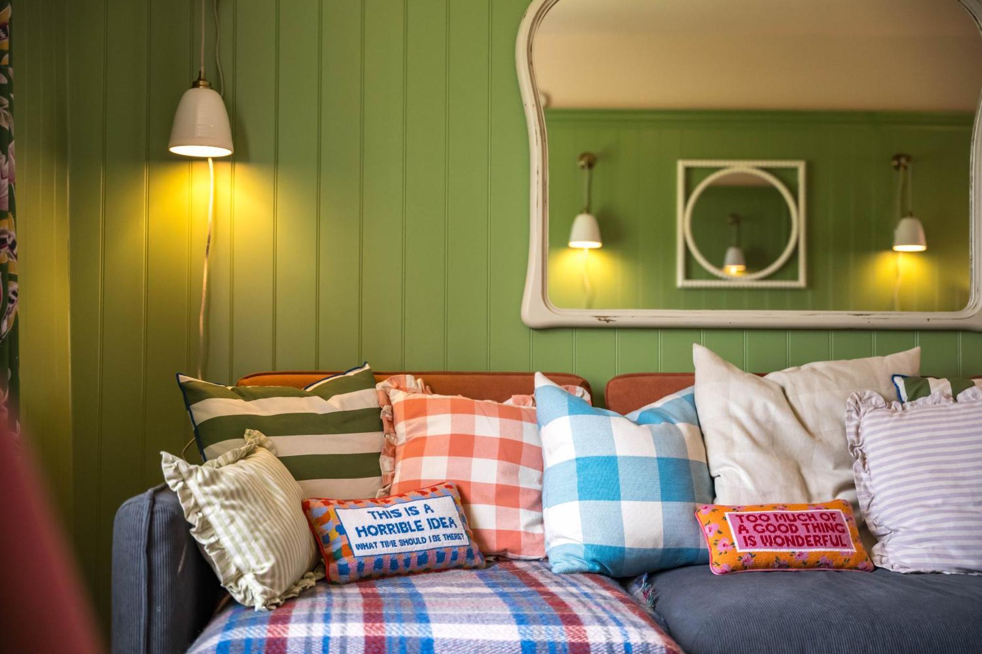 Large Country Cottage, Sleeps 8 - Spa Facilities, Garden Bar, Catering Services, Free Parking, Nature Reserve, Hen Parties Scunthorpe Luaran gambar