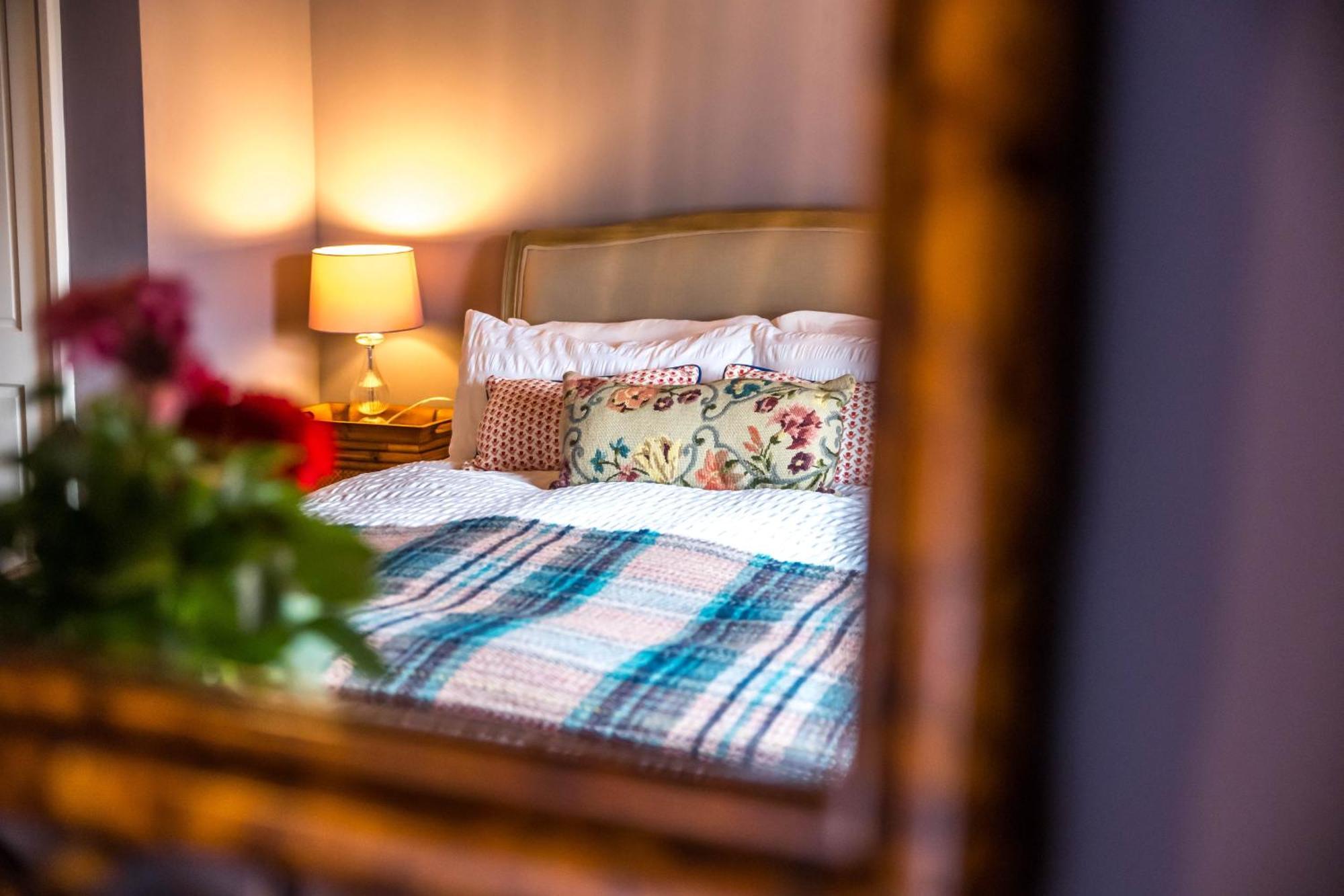 Large Country Cottage, Sleeps 8 - Spa Facilities, Garden Bar, Catering Services, Free Parking, Nature Reserve, Hen Parties Scunthorpe Luaran gambar