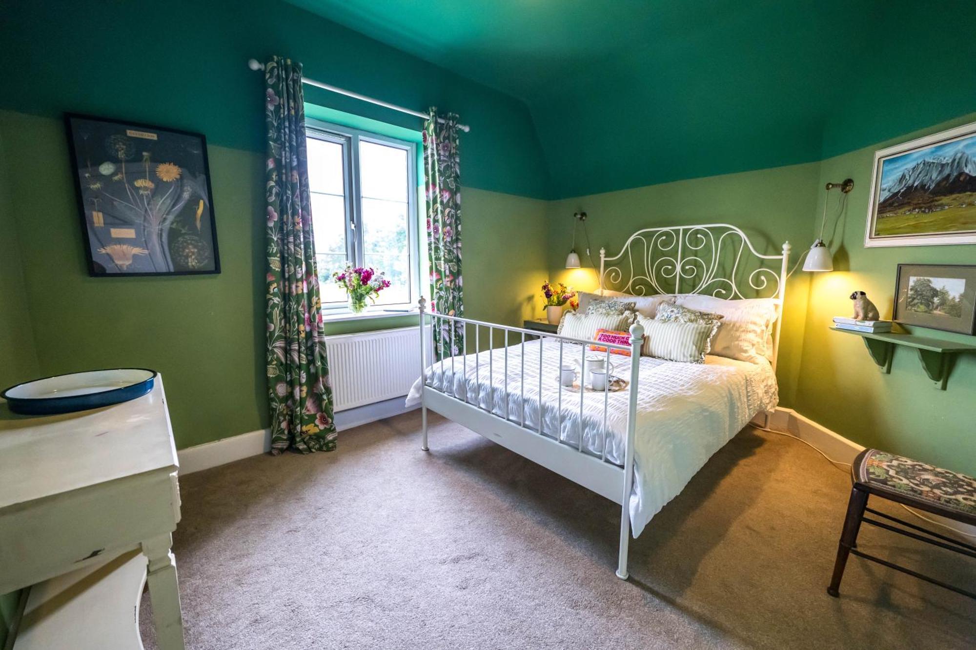 Large Country Cottage, Sleeps 8 - Spa Facilities, Garden Bar, Catering Services, Free Parking, Nature Reserve, Hen Parties Scunthorpe Luaran gambar