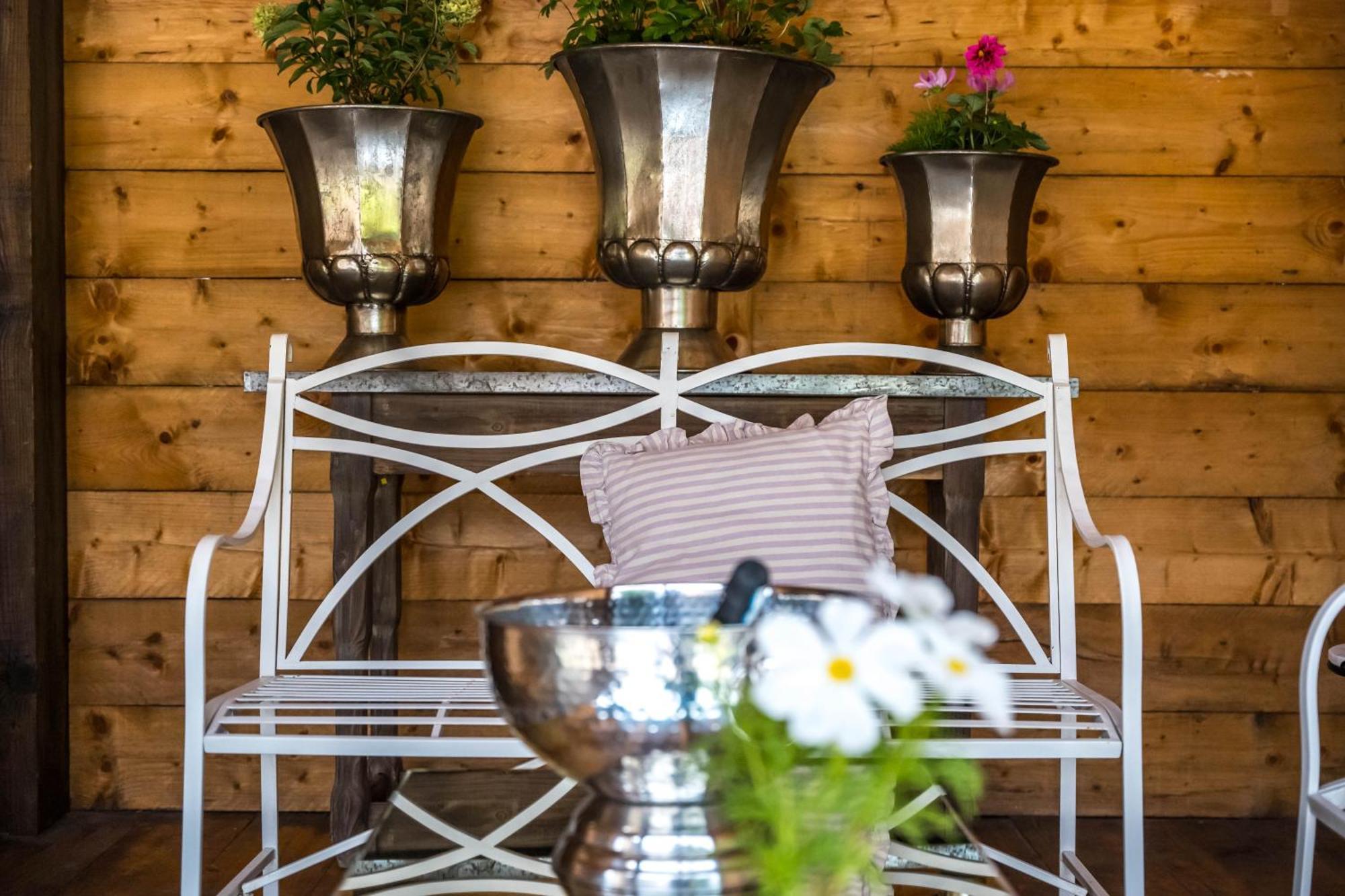 Large Country Cottage, Sleeps 8 - Spa Facilities, Garden Bar, Catering Services, Free Parking, Nature Reserve, Hen Parties Scunthorpe Luaran gambar